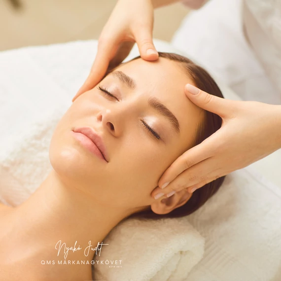 COLLAGEN REVIVE FACIAL– teljes bőrregenerálás, ragyogásfokozás és hidratáló feltöltés (90 perc)